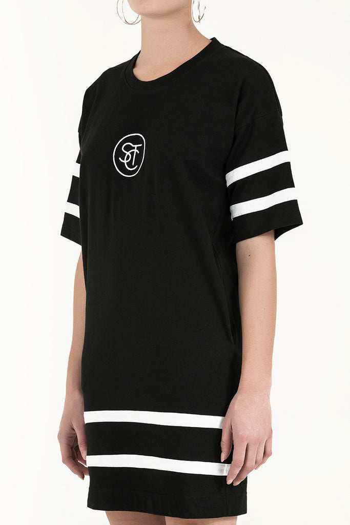 Nakışlı Rahat Kesim Örme Elbise Siyah 92119