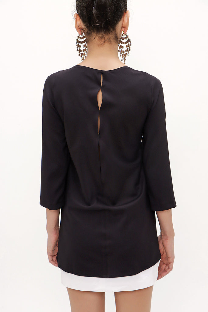 Black V-neck wide cut blouse 19235