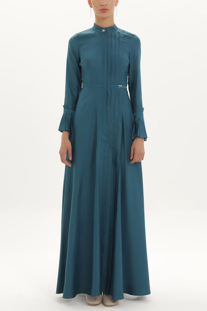 Oil Pleat detail fitted waist maxi dress 92196