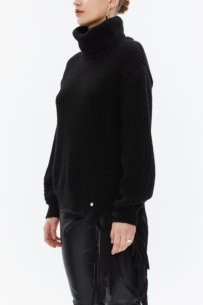 Black Turtleneck detail knit sweater with tassels 19816