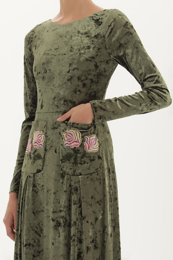 Green Embroidered velvet maxi dress 92135