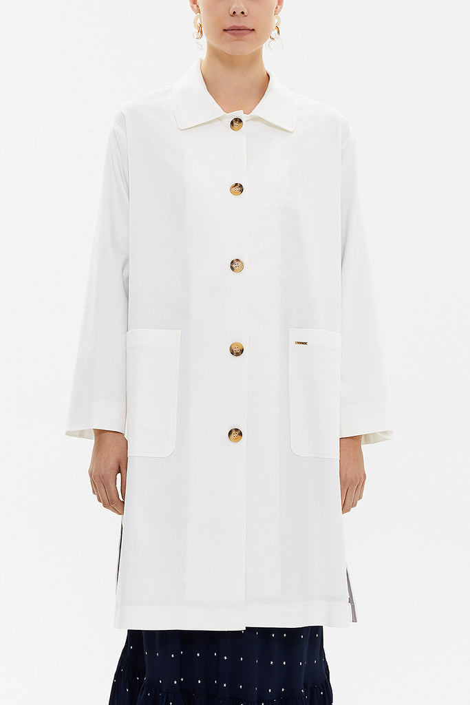 White Wide cut slit coat 30422