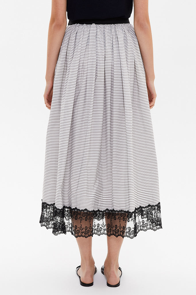 White Laced gathered skirt 81014