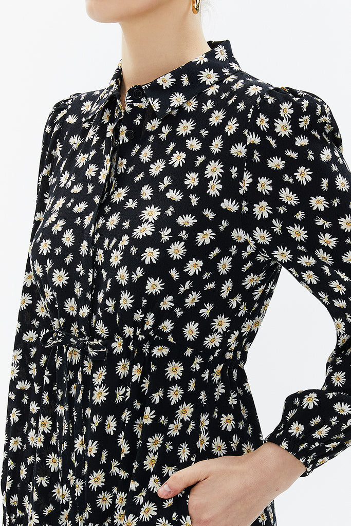 Black Background Floral Printed Pleated belt detail midi dress 93323