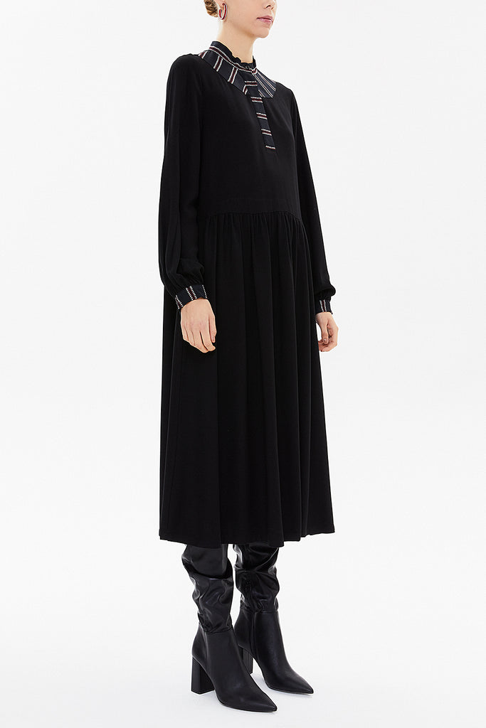 Black Red Patterned fabric combined, gathered midi dress 92484