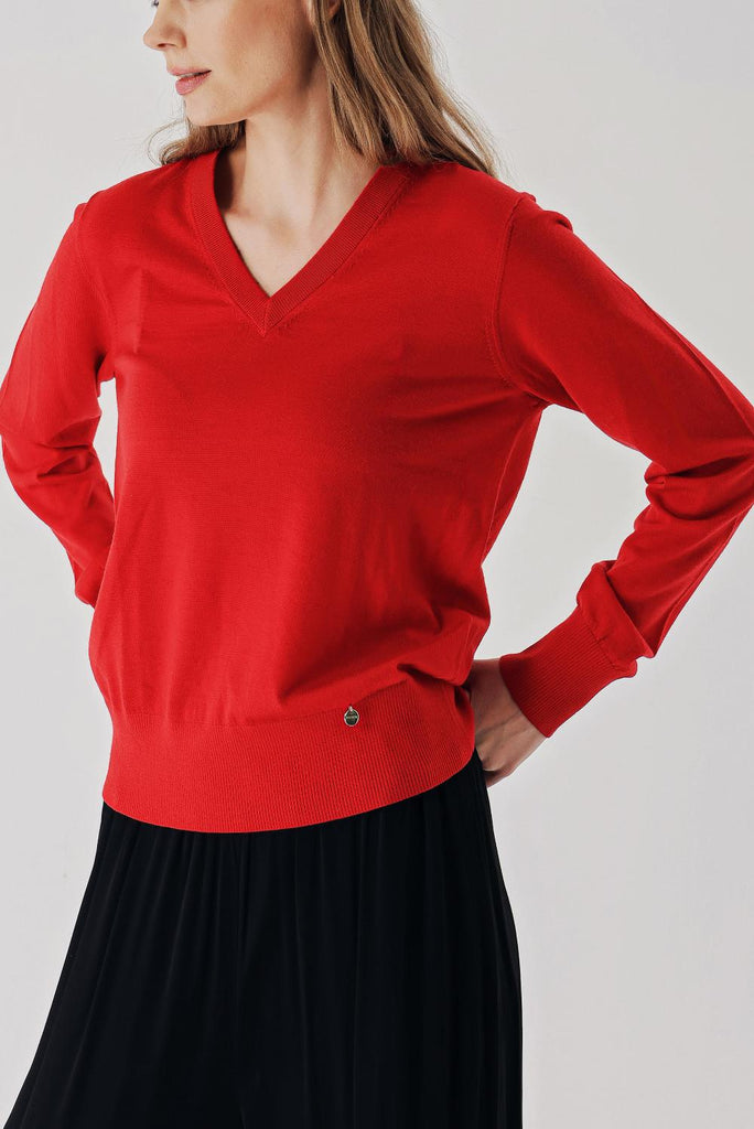 Red V-neck wool knit sweater 28868