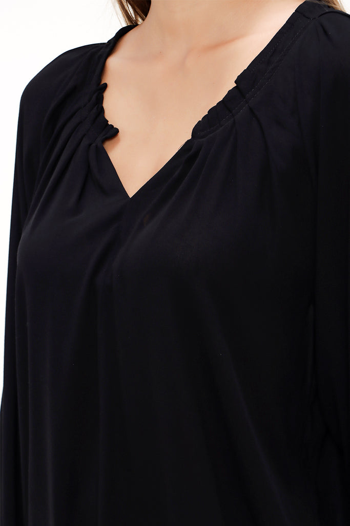 Black Pleated detail wide cut V-neck blouse 19716