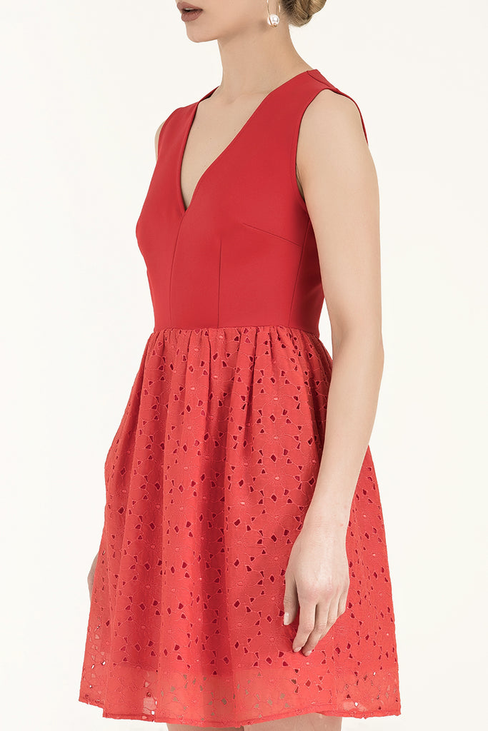 Red Embroidered V-neck mini cotton dress 91756