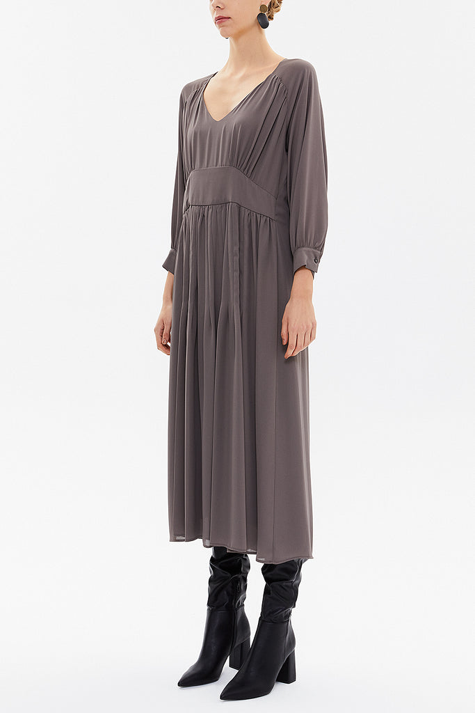 Mink V-neck Pleated wide cut midi dress 92479