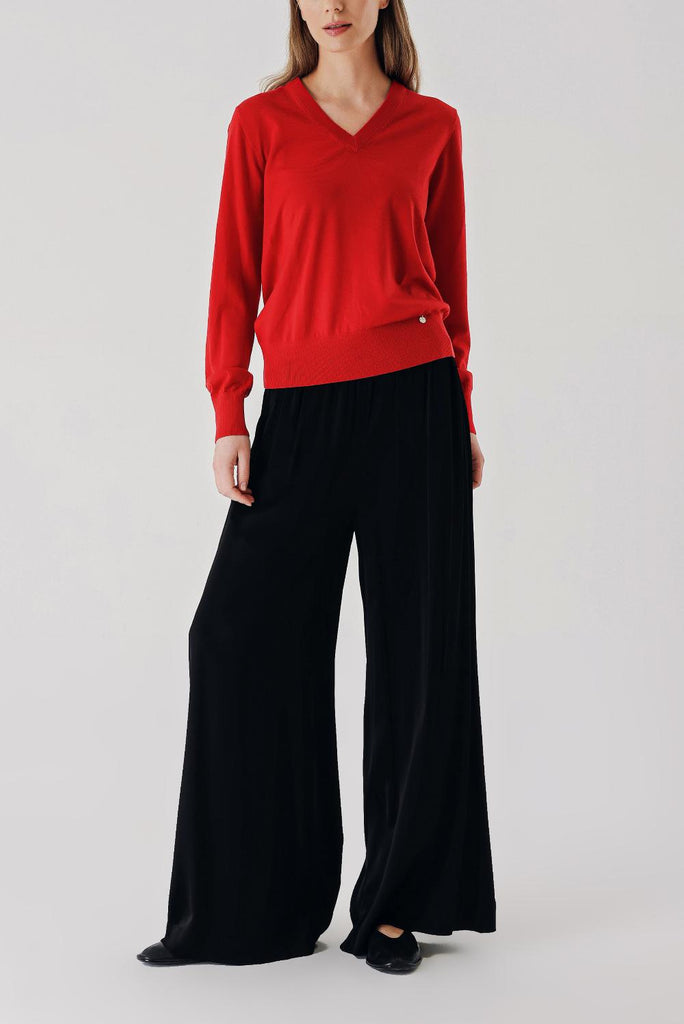 Red V-neck wool knit sweater 28868