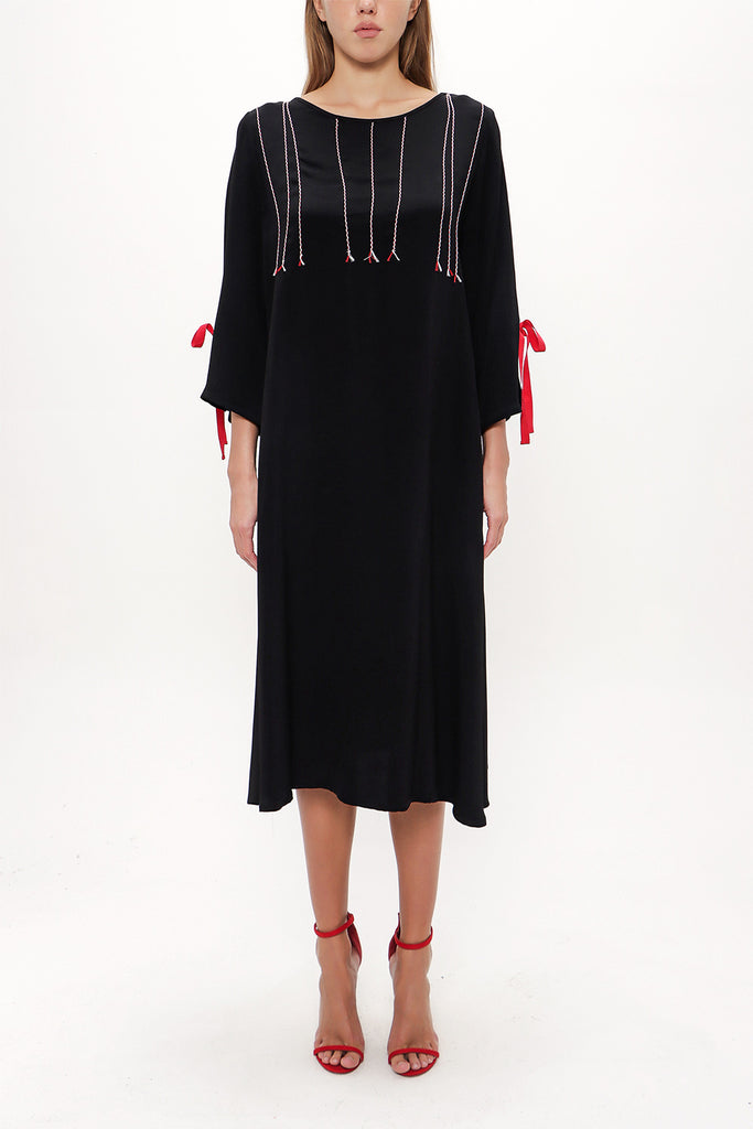 Black Fancy seam wide cut midi dress 92280