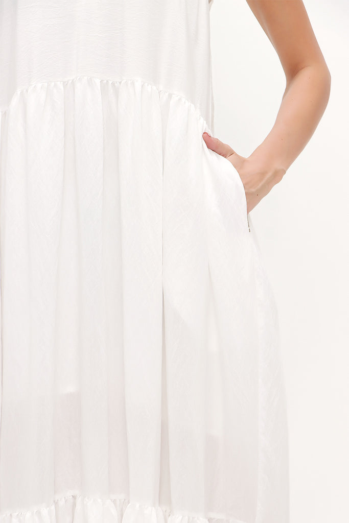 White Ruffled wide cut dress 93471