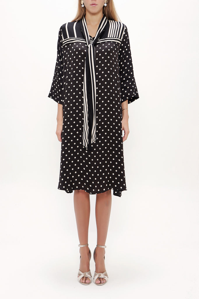 Black Lace-up neck wide cut midi dress 92816