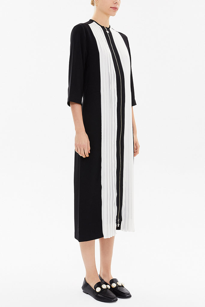 Black Pleated  zipped  midi dress  92157